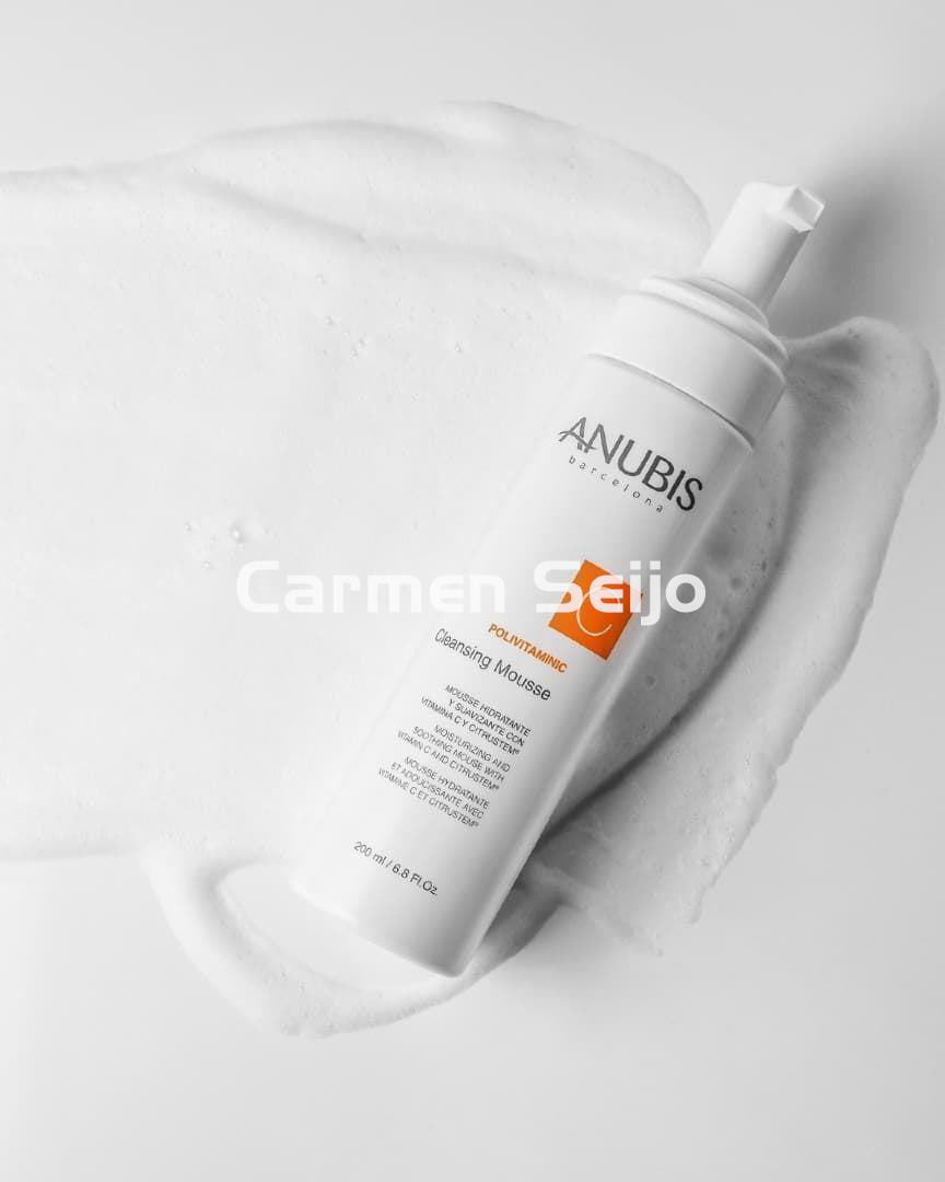 Anubis Limpiador Iluminador con Vitamina C Cleansing Mousse Polivitaminic - Imagen 2
