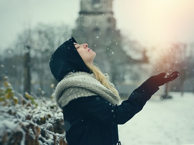 ¿Cómo puedo cuidar mi piel del frío del invierno?