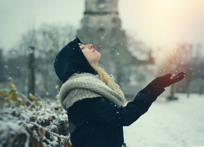 ¿Cómo puedo cuidar mi piel del frío del invierno?