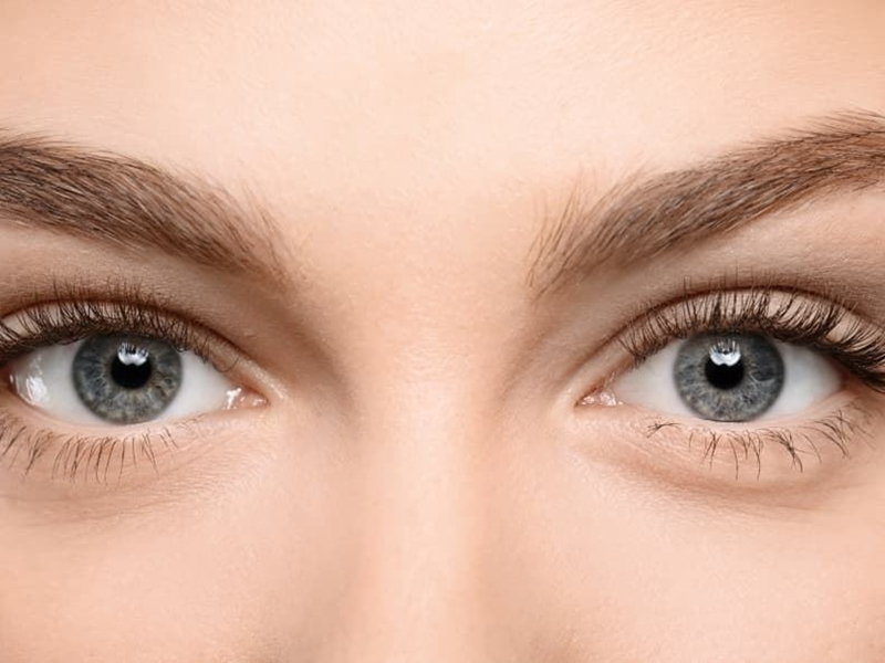 Consigue unas pestañas más largas y voluminosas con el sérum Specific Infinite Eyelashes