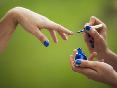 Luce las tendencias del verano en tus uñas