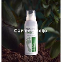 FeetCalm · Mousse Pies Sudorosos 10% Urea 75 ml - Imagen 2
