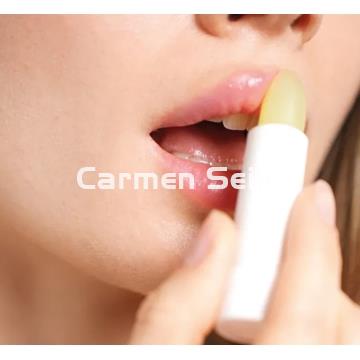 Germaine de Capuccini Bálsamo Labial Esencial SPF 50+ Timexpert Sun - Imagen 2