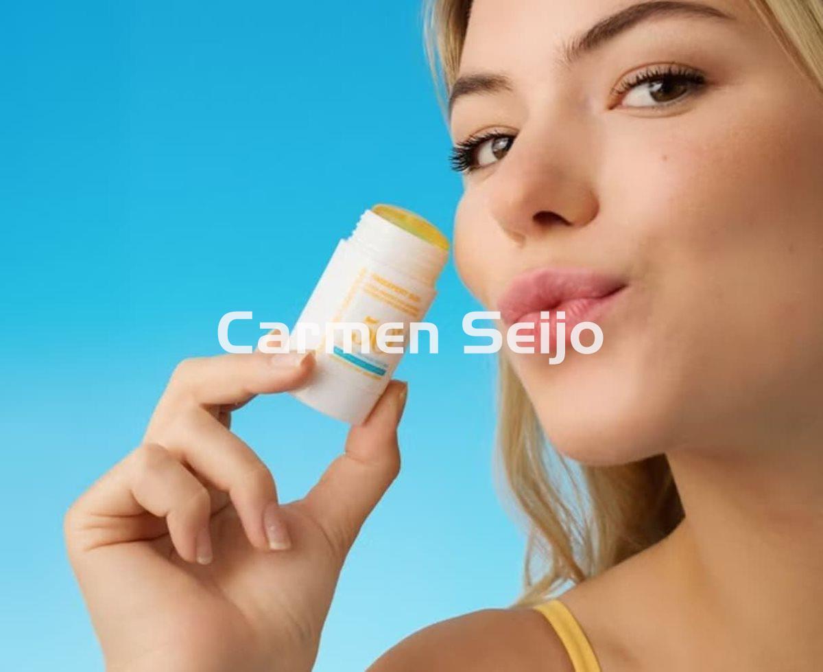Germaine de Capuccini Stick Protector Invisible SPF 50+ Timexpert Sun - Imagen 2