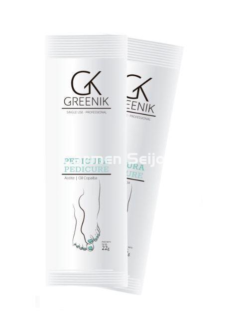 Greenik Care & Color Kit de Pedicura con Patucos Hidratantes 70 unidades - Imagen 1