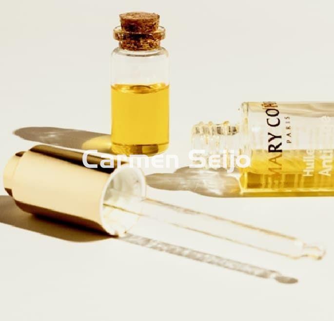 Mary Cohr Aceite Facial Aromatic Antiedad Huile Anti-Âge 30 ml - Imagen 3