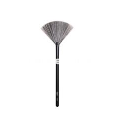 Nee Make Up Milano Brocha Abanico Fan Brush Nº107 - Imagen 1