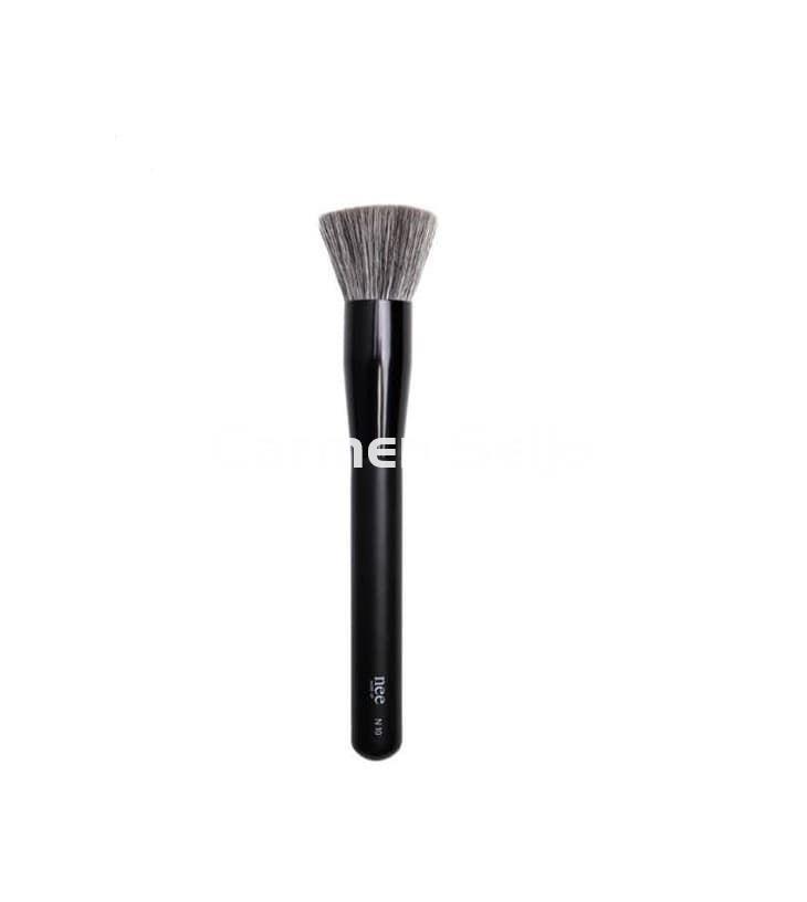 Nee Make Up Milano Brocha Kabuki Nº 10 para Polvos y Base - Imagen 1